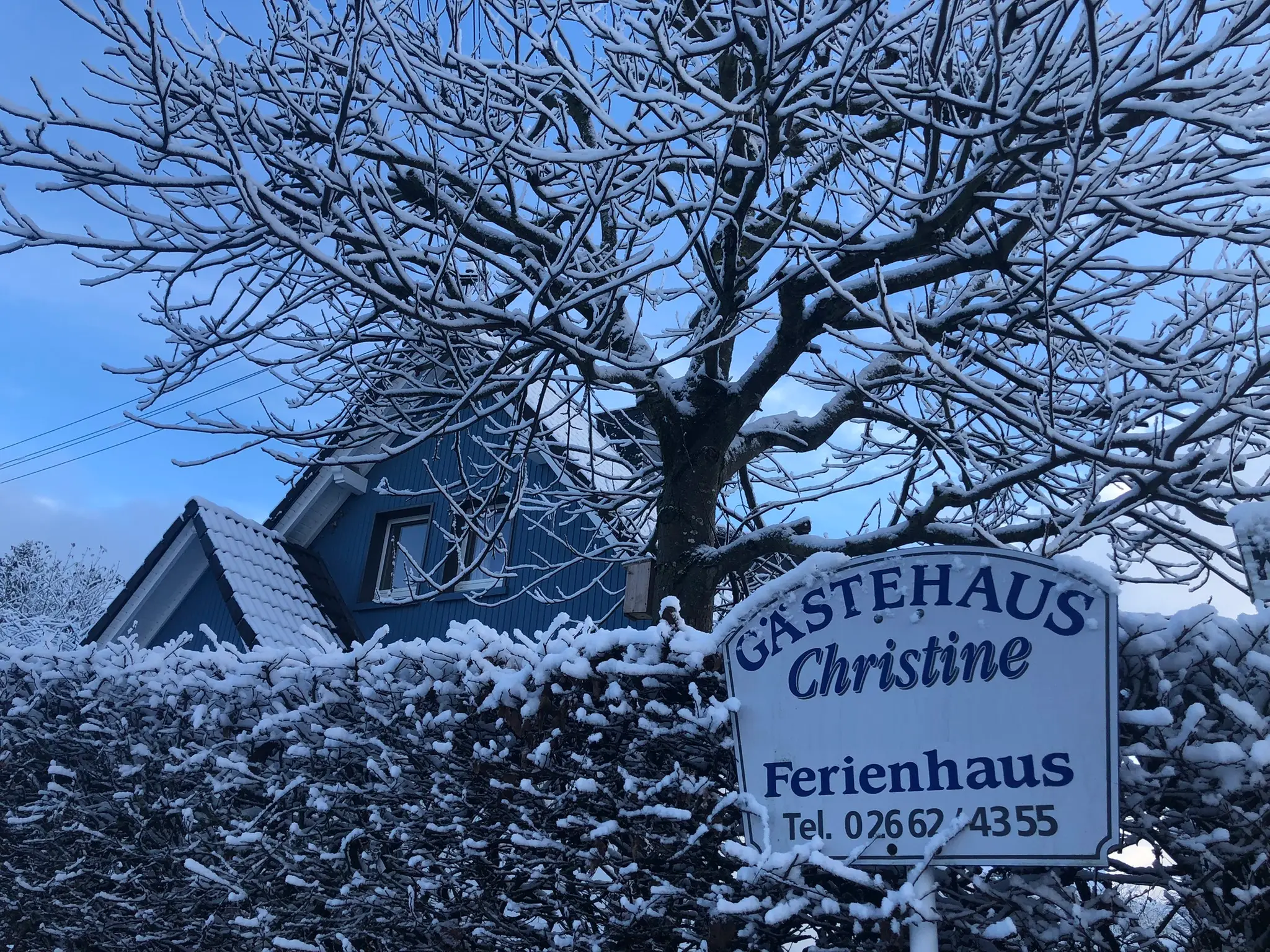 Gästehaus Christine Frontal Winter